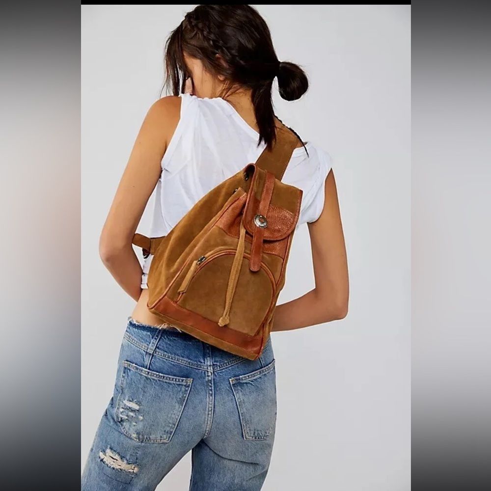 FREE PEOPLE LOST COAST SLING BAG